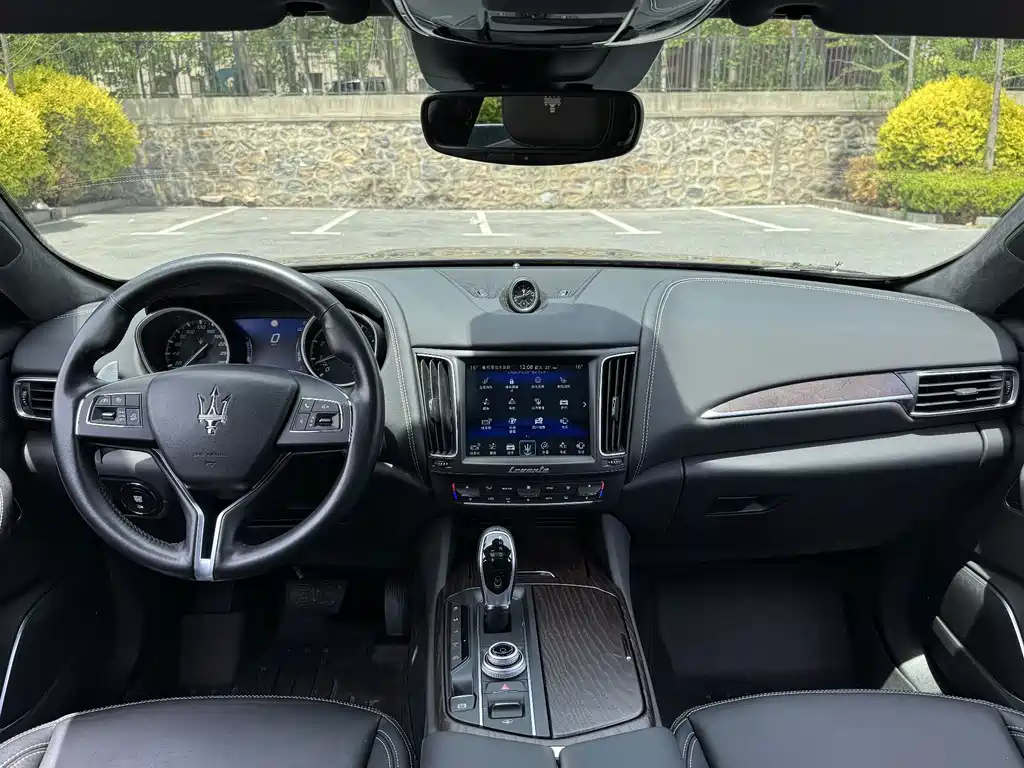 Maserati Levante — миниатюра 17
