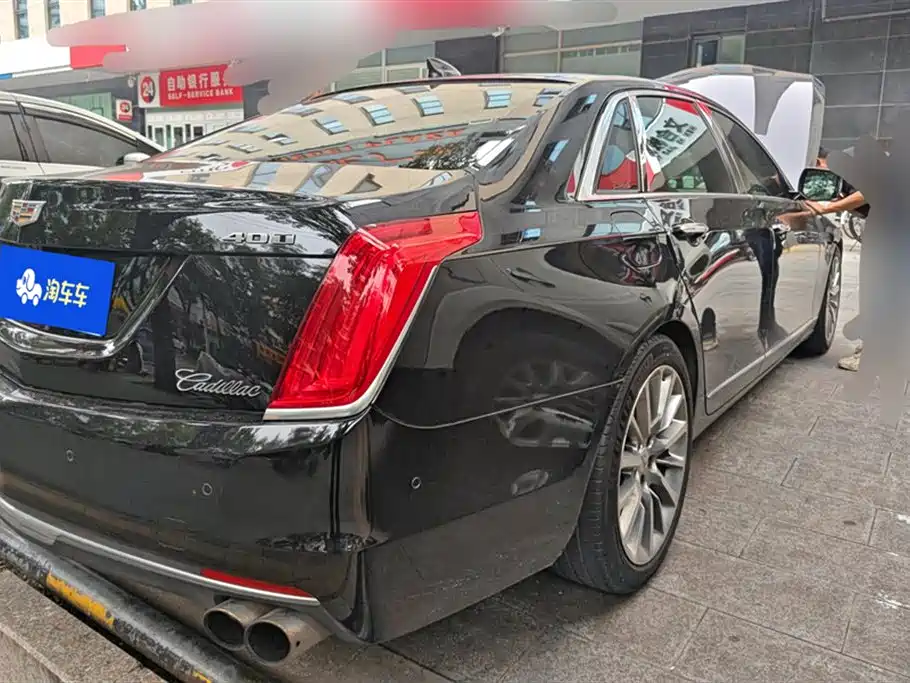 CADILLAC CT6