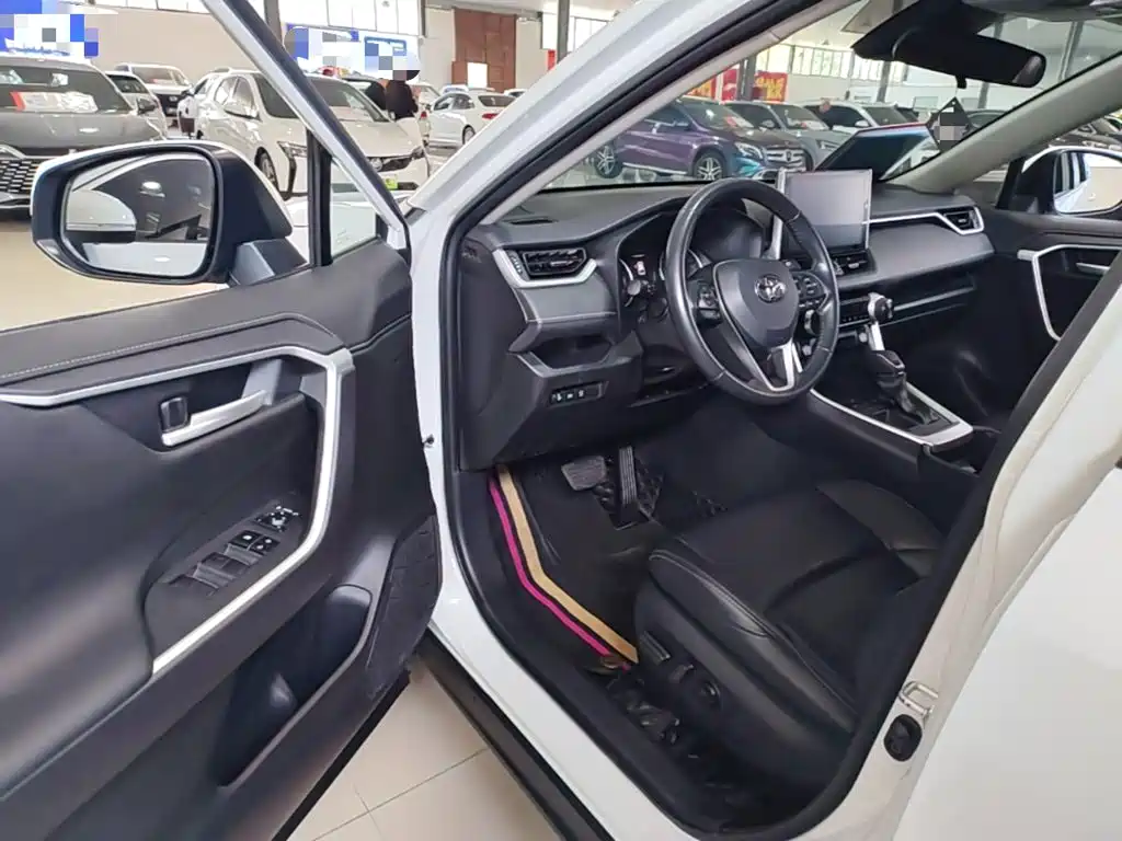 Toyota Wildlander — миниатюра 16