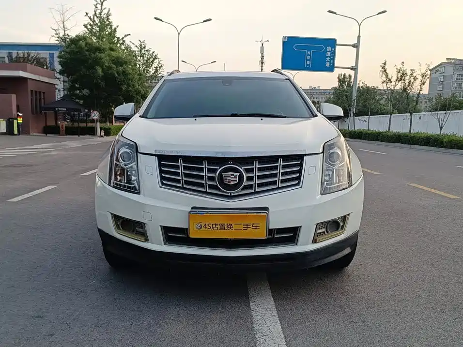Cadillac SRX — миниатюра 7