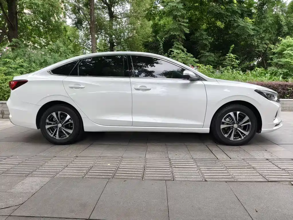 Changan Eado 2021 PLUS NE 1.4T GDI DCT Luxury