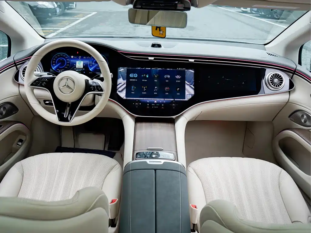 Mercedes-Benz EQS — миниатюра 13