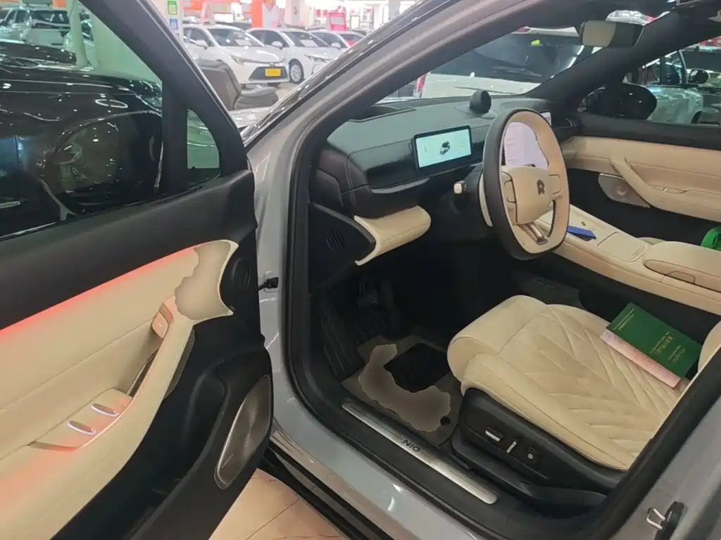 NIO ES6 — миниатюра 16