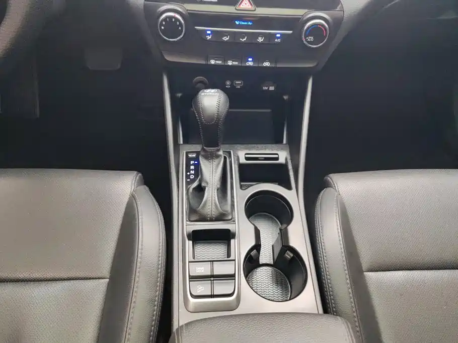 Hyundai Tucson — миниатюра 16