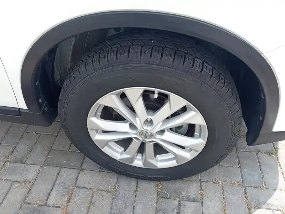 Nissan X-Trail — миниатюра 6