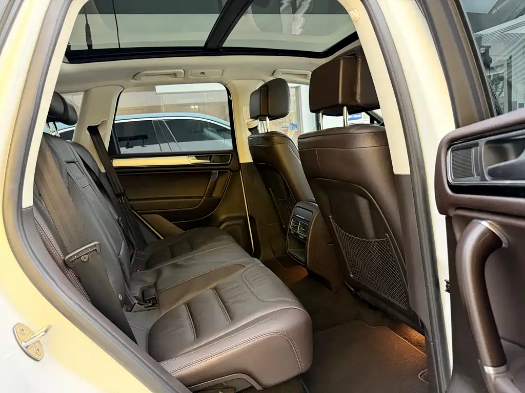 Volkswagen Touareg 2016 3.0TSI