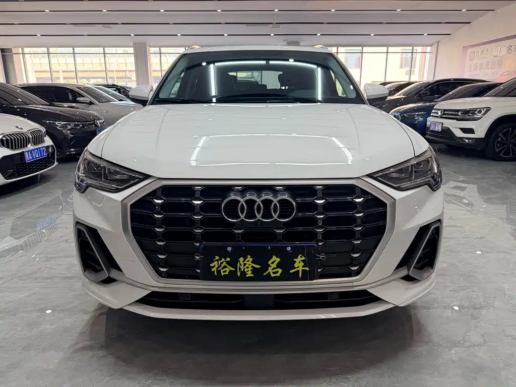 Audi Q3 — миниатюра 2