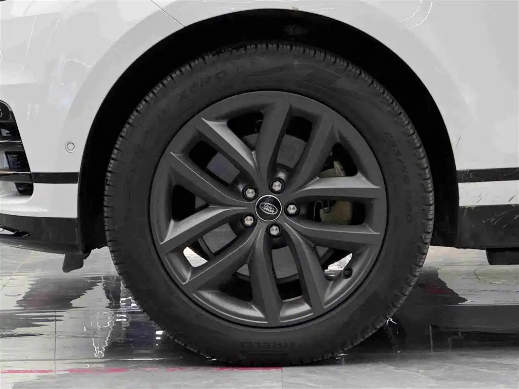Land Rover Velar — миниатюра 4