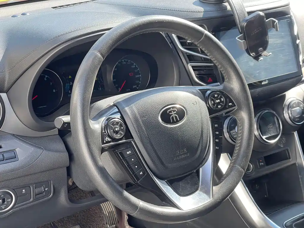 BYD Song 2016 1.5TI MT Elite