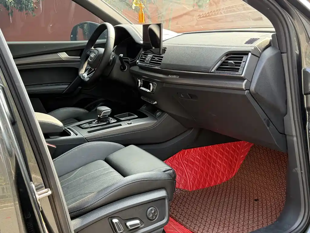 Audi Q5L — миниатюра 4