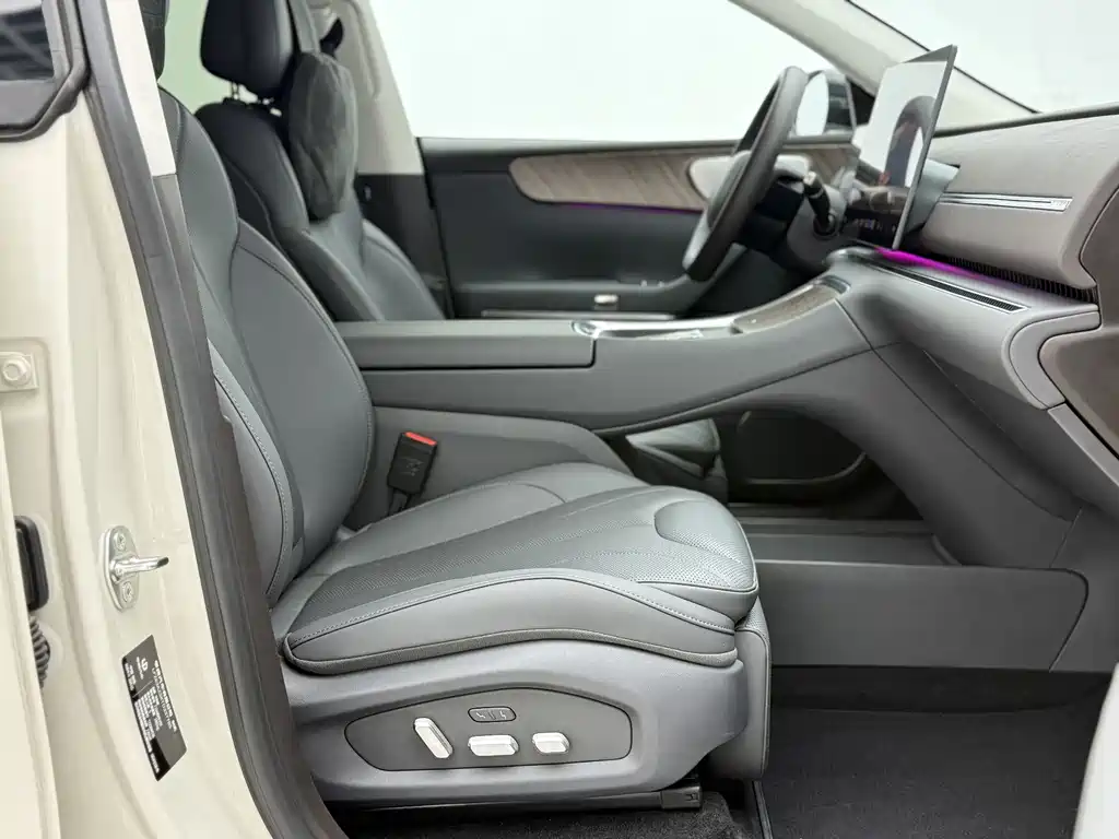 Leapmotor Leapmotor C11 — миниатюра 25