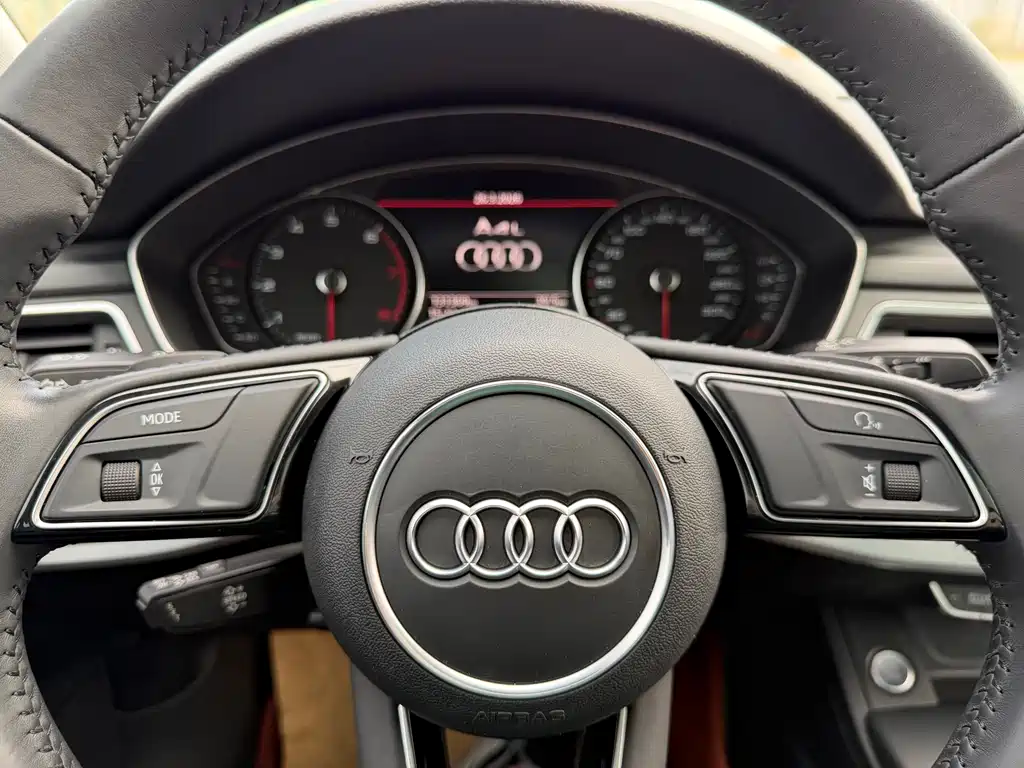Audi A4L — фотографии объявления, Фото 12