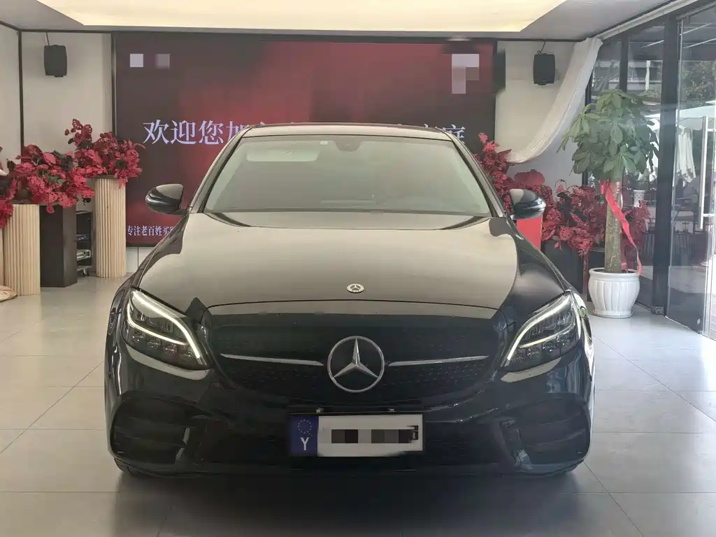 Mercedes-Benz C-Class — миниатюра 2