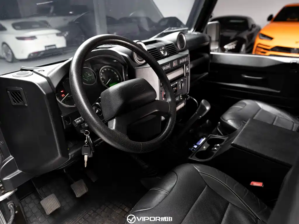 Land Rover Land Rover Defender
