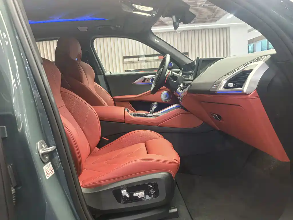 BMW XM — миниатюра 16