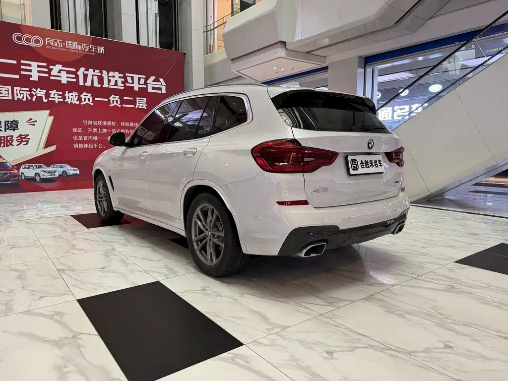 BMW X3 — миниатюра 9