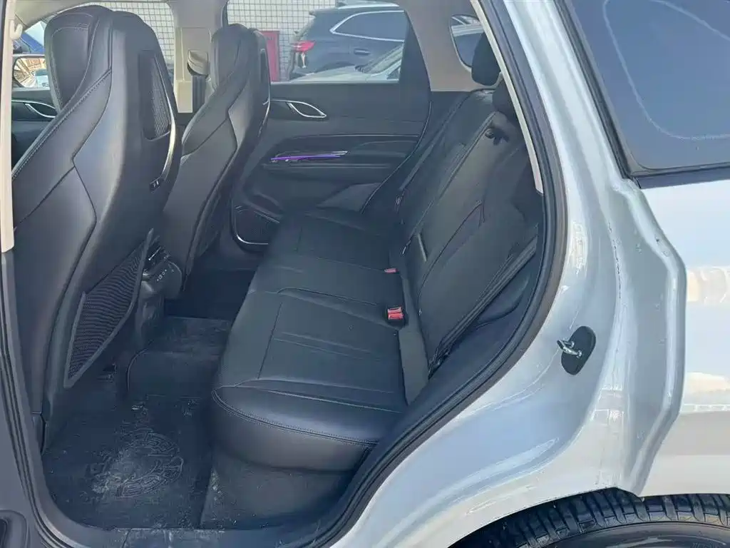 Hongqi HONGQI HS3 PHEV