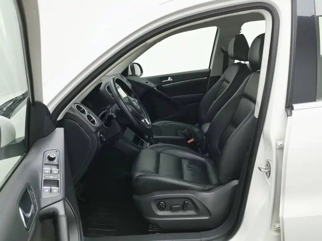 Volkswagen Tiguan — миниатюра 10