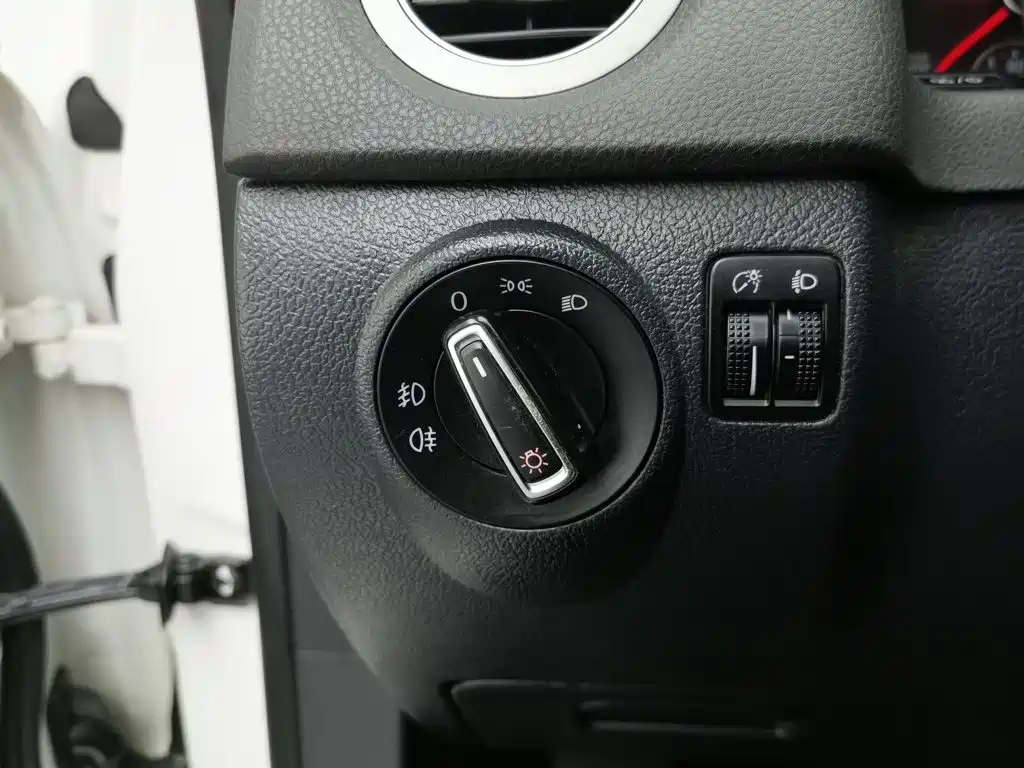 Volkswagen Tiguan — миниатюра 21