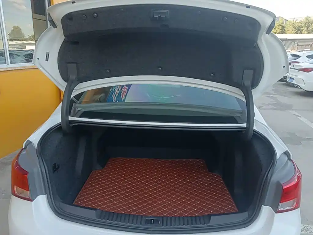 Buick Verano — миниатюра 19