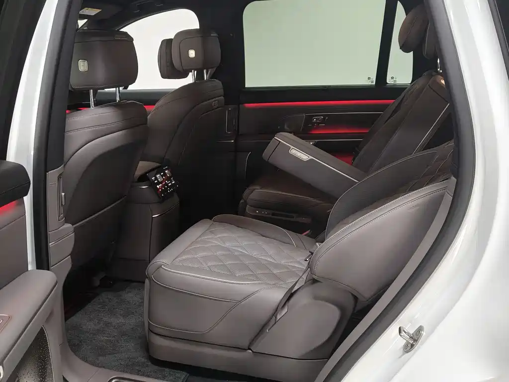 NIO ES8 2026 мест Executive Luxury