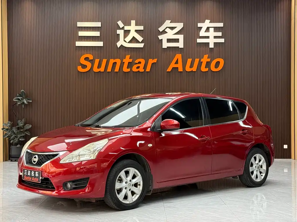 Nissan Tiida 2014