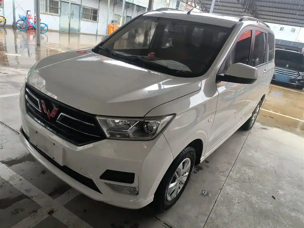Wuling Hongguang 2023