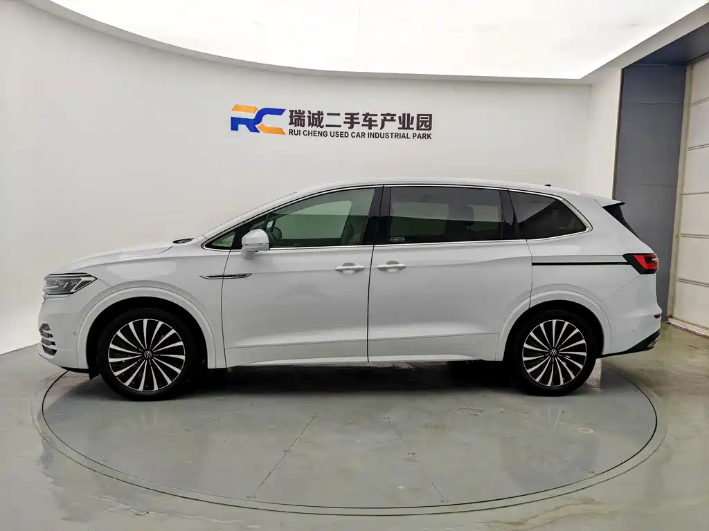 Volkswagen Viloran — миниатюра 3