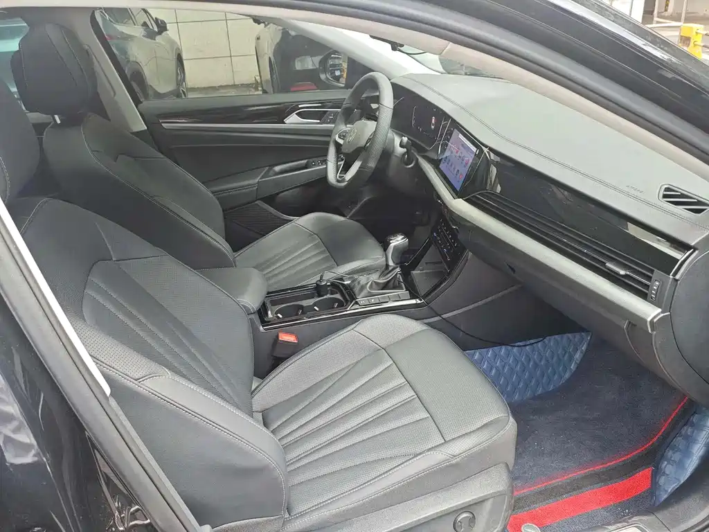 Volkswagen Passat 2026 380TSI