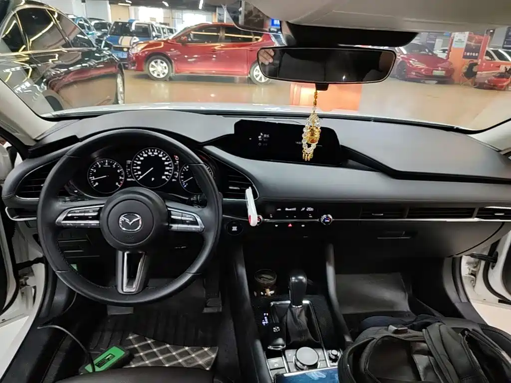 Mazda 3 Axela — миниатюра 10