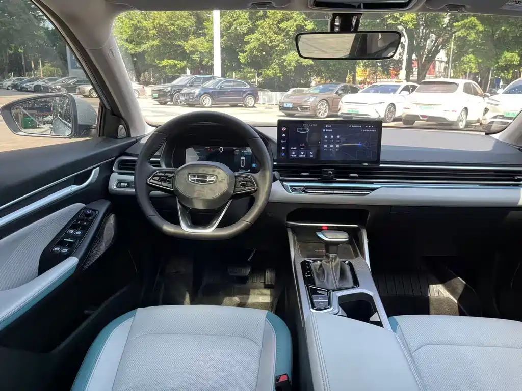 Geely Emgrand — миниатюра 16