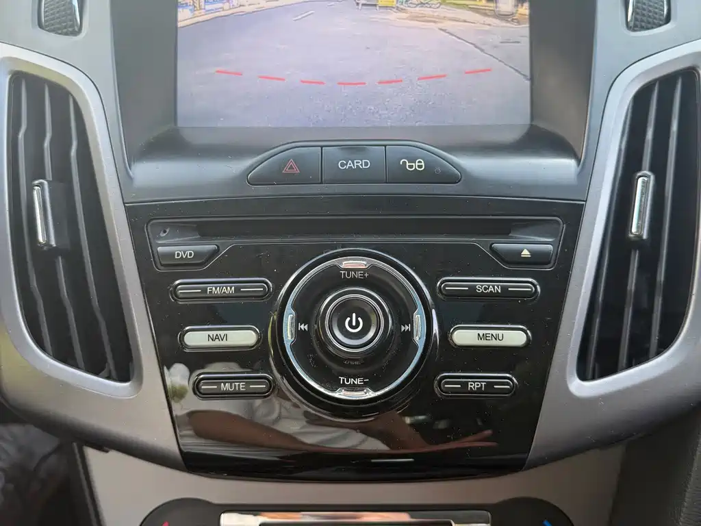 Ford Focus — миниатюра 15