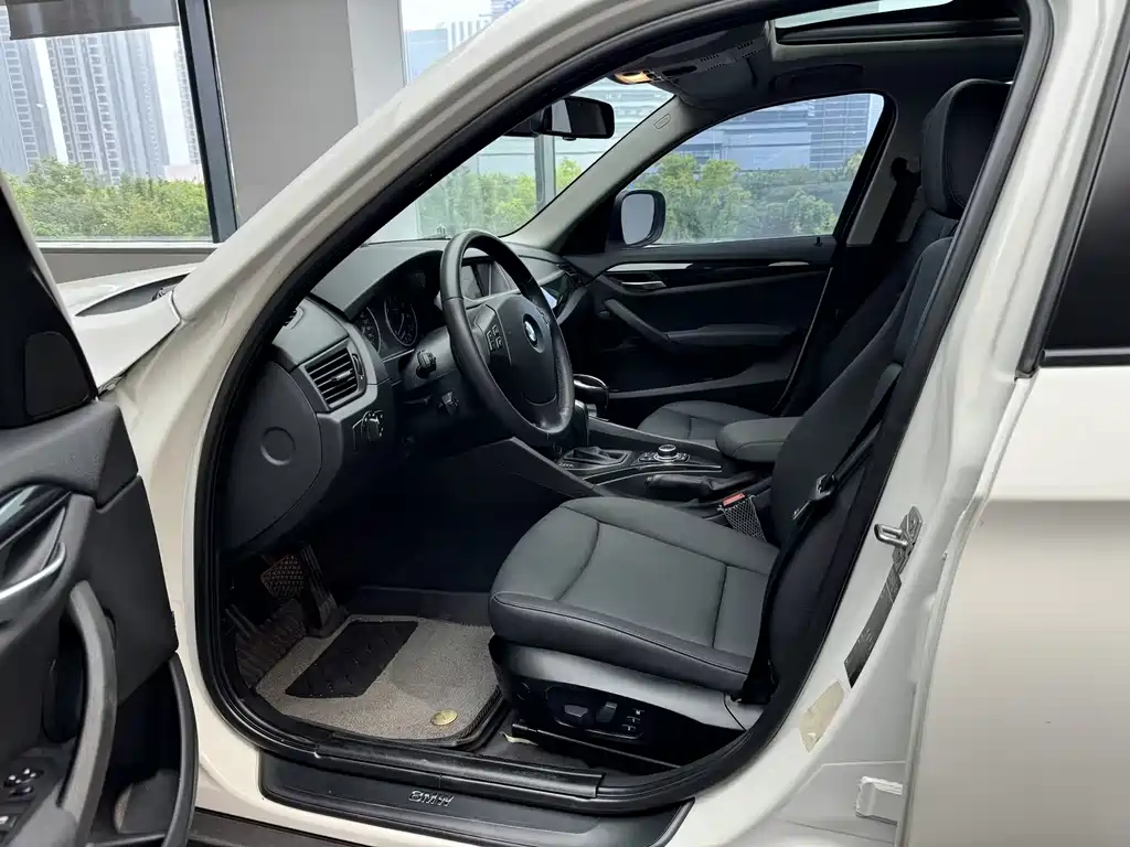 BMW X1 (Import) — миниатюра 24