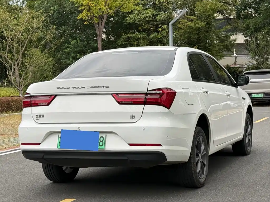 BYD Qin NEV — миниатюра 4
