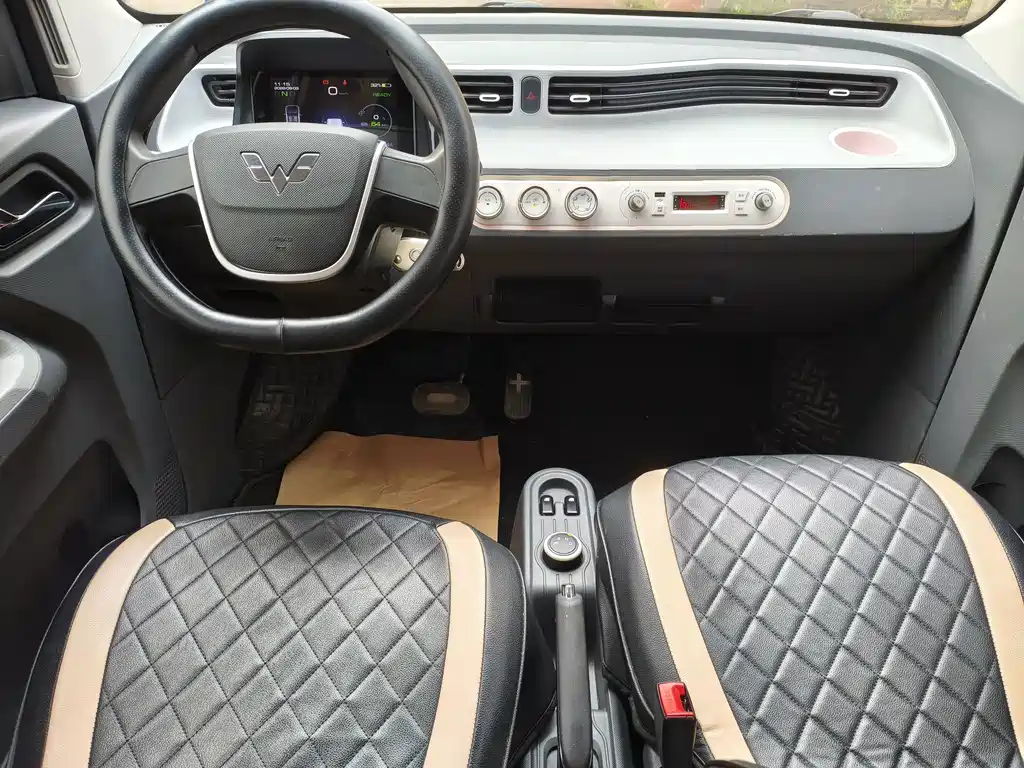 Wuling MINIEV — миниатюра 11