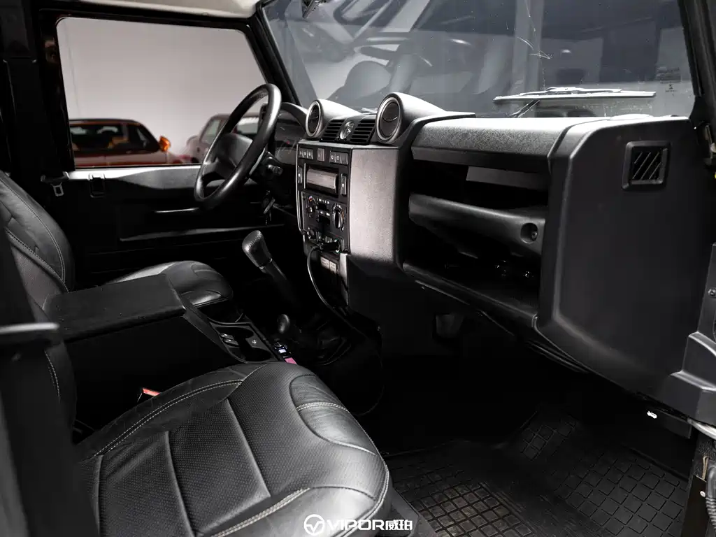 Land Rover Land Rover Defender