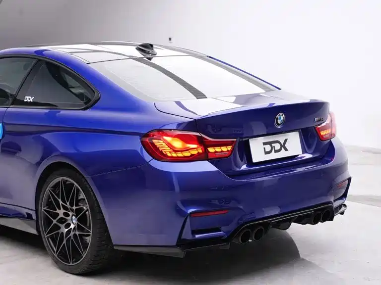 BMW M4 — миниатюра 9