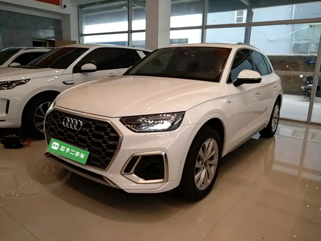 Audi Q5L — миниатюра 2
