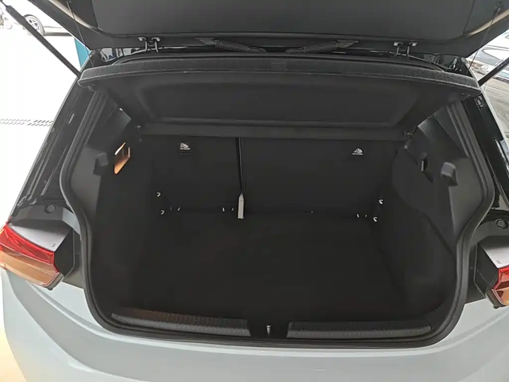 Volkswagen ID.3 — миниатюра 19