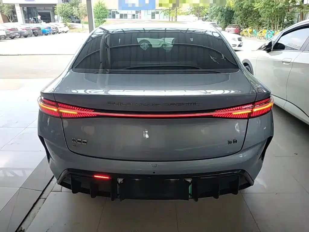 BYD Seal — миниатюра 6