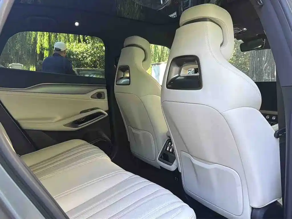 BYD L EV — миниатюра 4