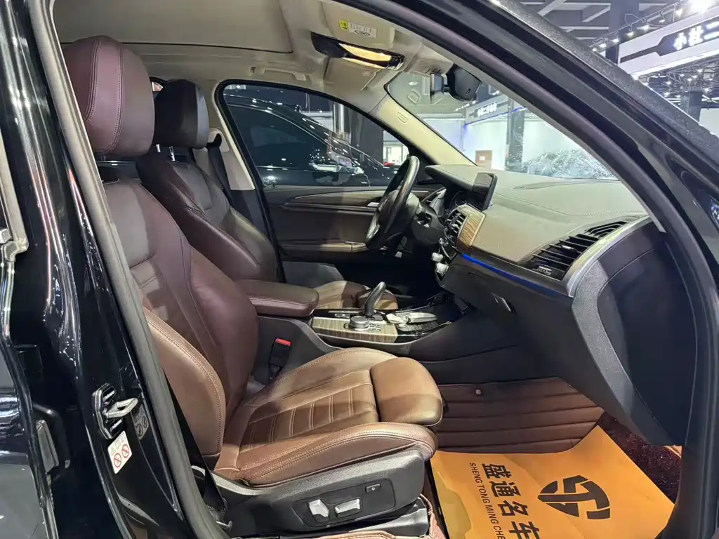 BMW X3 — миниатюра 9