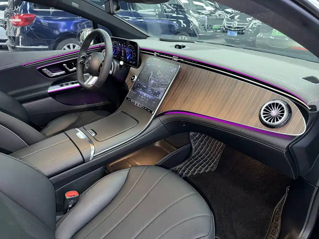 Mercedes-Benz EQE — миниатюра 19
