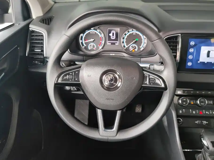 Skoda Karoq — миниатюра 15
