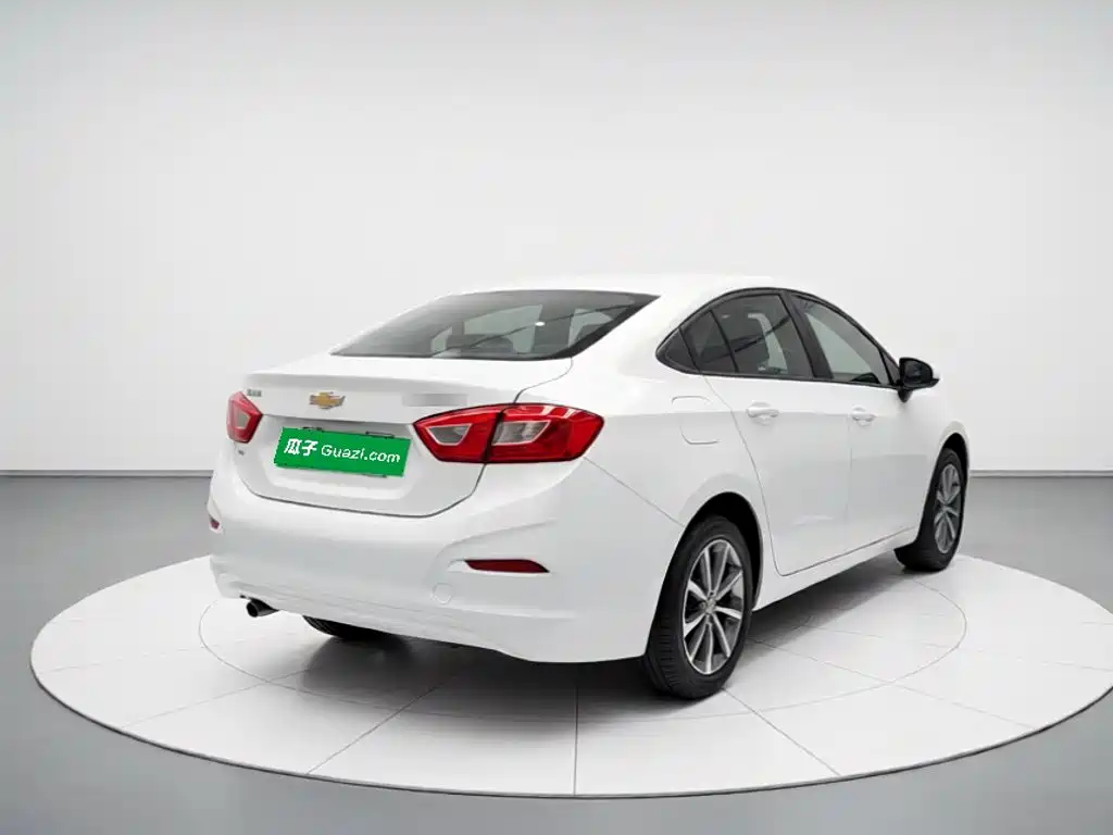 Chevrolet Cruze — миниатюра 6