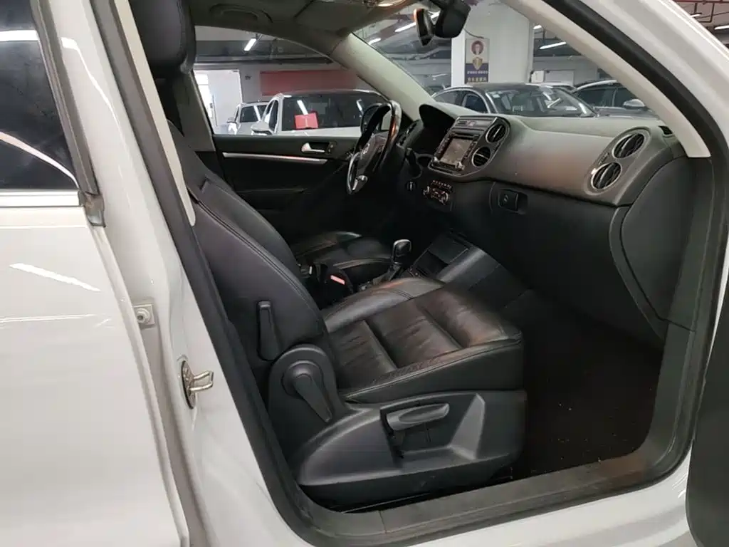 Volkswagen Tiguan — миниатюра 25