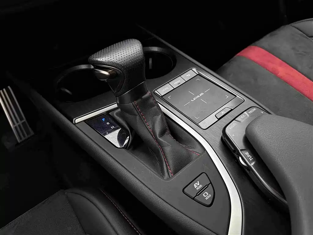 Lexus UX — миниатюра 12