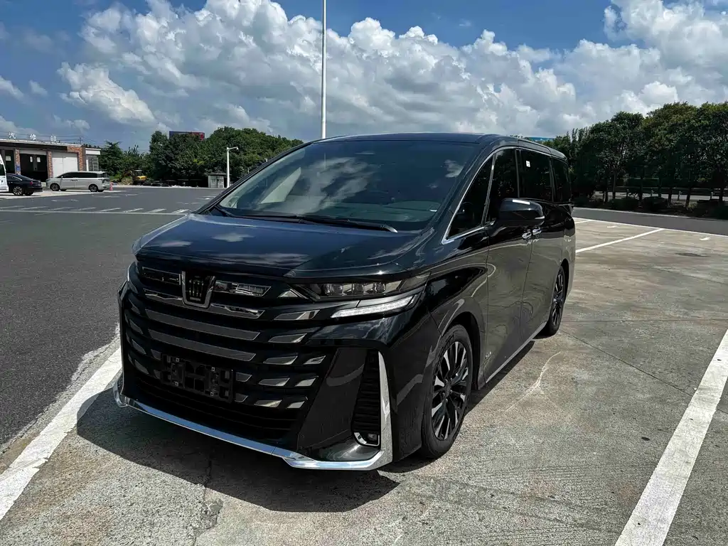 Toyota Vellfire — миниатюра 2
