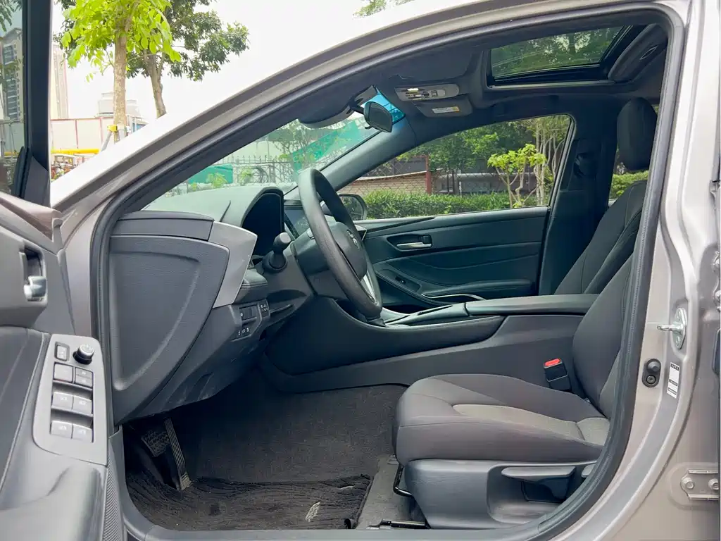 Toyota Avalon 2023 2.0L