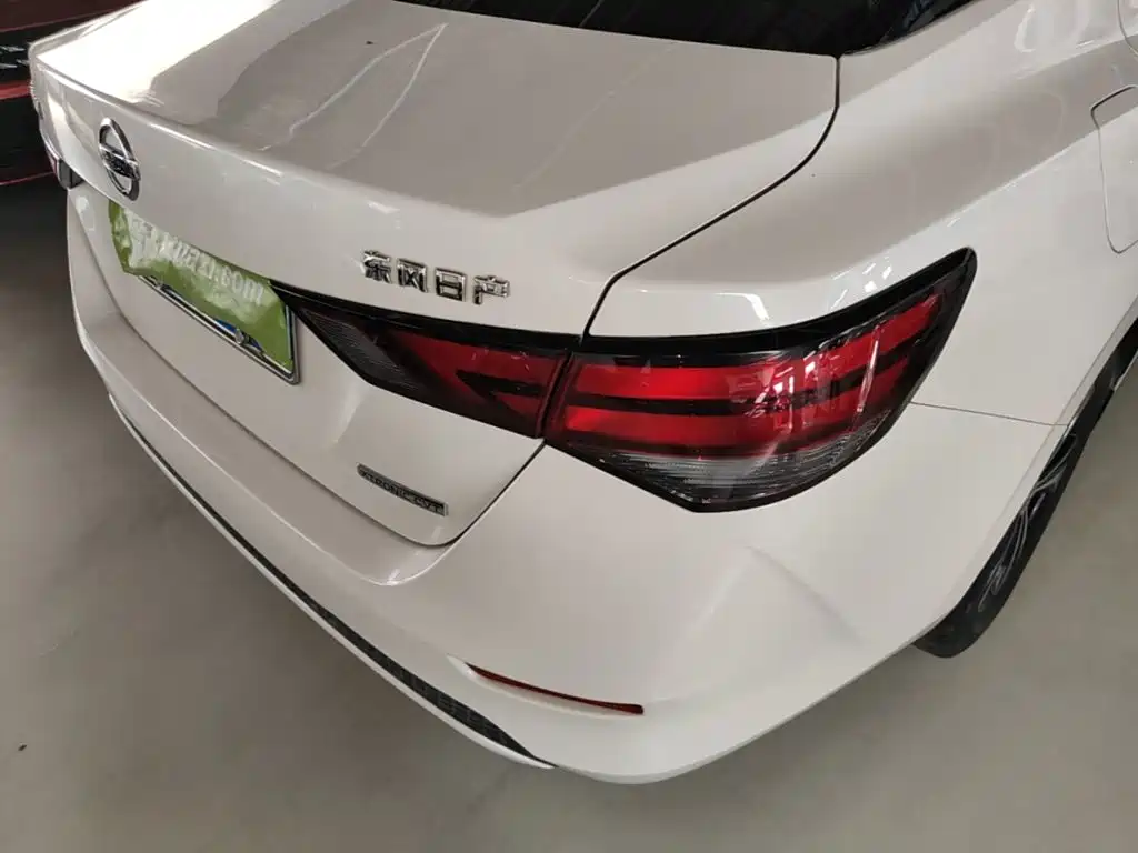 Nissan Sylphy — миниатюра 8